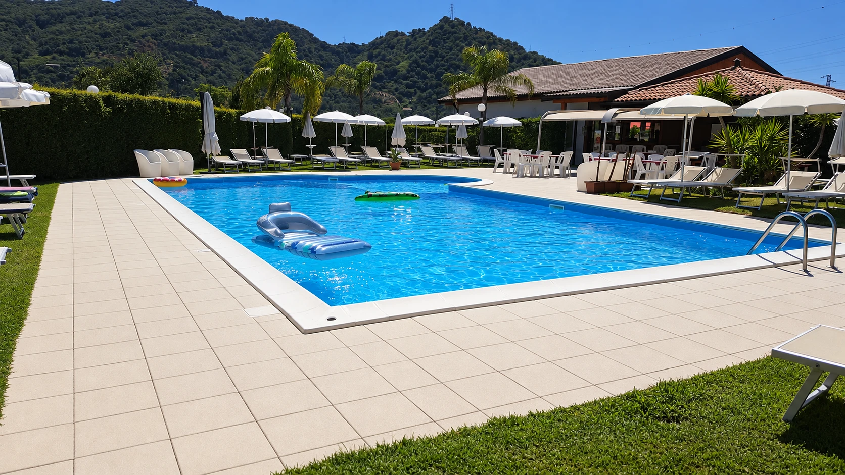Gaggi (ME) Piscina